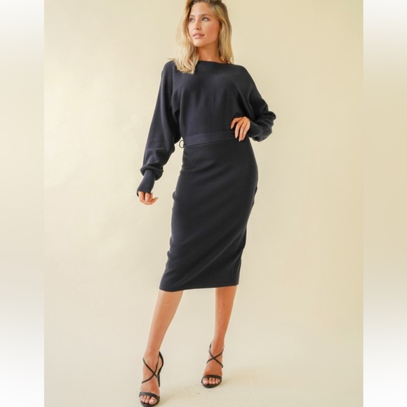 🆕Sweater Dress Dolman Sleeve Boat Neck Navy Belted Waist S, M & L Available - Picture 3 of 7